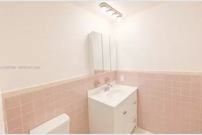 20674 NW 38th Ave, Miami Gardens, FL 33055 - Photo 11