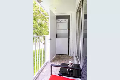 4297 NW 114th Ter #4297, Coral Springs, FL 33065 - Photo 9