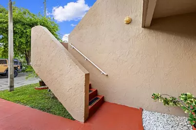 5953 W 28th Ave #24, Hialeah, FL 33016 - Photo 31