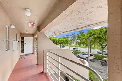 5953 W 28th Ave #24, Hialeah, FL 33016 - Photo 29