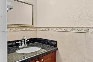 5953 W 28th Ave, Hialeah, FL 33016 - Photo 27