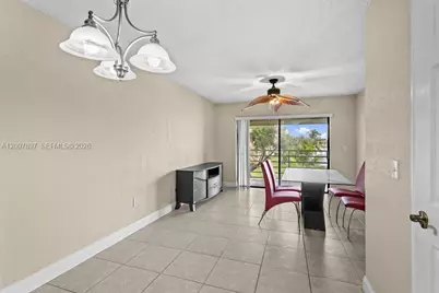 5953 W 28th Ave #24, Hialeah, FL 33016 - Photo 5