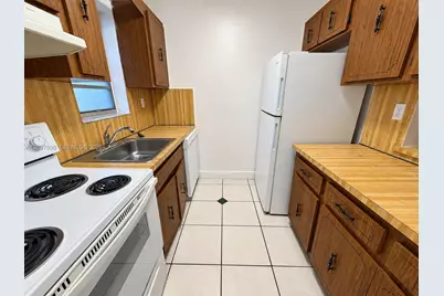 525 NW 72nd Ave #507, Miami, FL 33126 - Photo 3