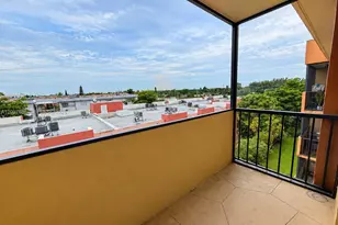 525 NW 72nd Ave, Miami, FL 33126 - Photo 9