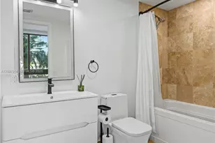 350 S Miami Ave, Miami, FL 33130 - Photo 17