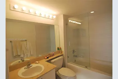 90 Alton Rd #2004, Miami Beach, FL 33139 - Photo 9
