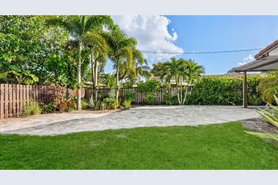 4734 NE 15th Way, Oakland Park, FL 33334 - Photo 17