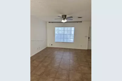 1435 SW 48th Ter, Deerfield Beach, FL 33442 - Photo 11