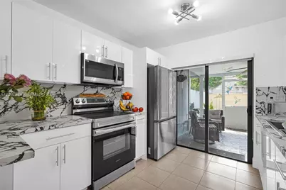2730 W 60th Pl #104, Hialeah, FL 33016 - Photo 11