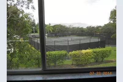 1487 SW 48th Ter, Deerfield Beach, FL 33442 - Photo 5