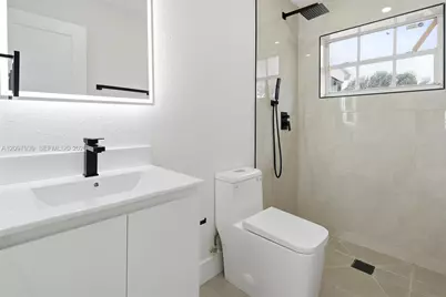 701 NW 176th Ter, Miami Gardens, FL 33169 - Photo 23
