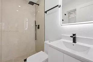 701 NW 176th Terrace, Miami Gardens, FL 33169 - Photo 17