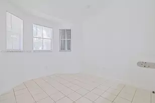 1663 SE 27th Dr, Homestead, FL 33035 - Photo 5