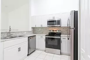 1663 SE 27th Dr, Homestead, FL 33035 - Photo 3
