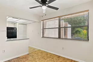 291 W Park Dr, Miami, FL 33172 - Photo 7