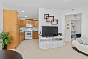 6103 Monroe St, Hollywood, FL 33023 - Photo 3