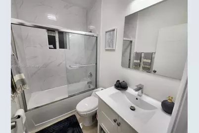 1426 NW 74th St #0, Miami, FL 33147 - Photo 3