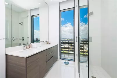 460 NE 28th St #LPH-4201, Miami, FL 33137 - Photo 13