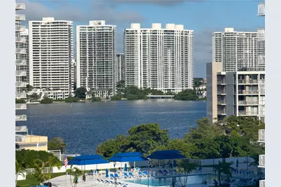 230 174th St #911, Sunny Isles Beach, FL 33160 - Photo 1