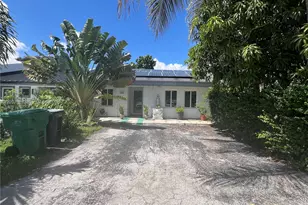 5400 SW 140th Pl, Miami, FL 33175 - Photo 1