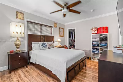 111 NW 24th Ave, Miami, FL 33125 - Photo 17