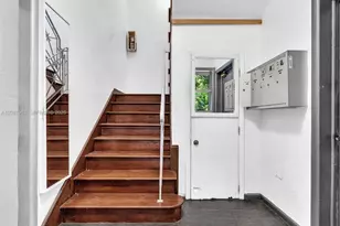 1410 16th St, Miami Beach, FL 33139 - Photo 3