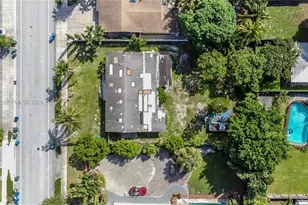 1056 NE 34th Ct, Oakland Park, FL 33334 - Photo 11