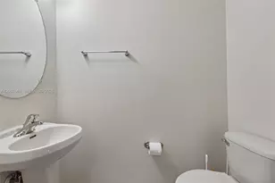 8944 SW 19th St, Miramar, FL 33025 - Photo 15