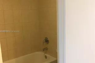 4848 NW 24th Ct, Lauderdale Lakes, FL 33313 - Photo 17