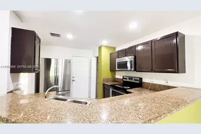 8974 Lancaster St, Tamarac, FL 33321 - Photo 9