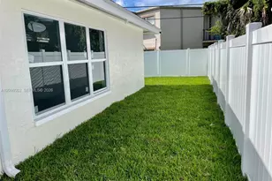 5711 NW 28th St, Lauderhill, FL 33313 - Photo 23