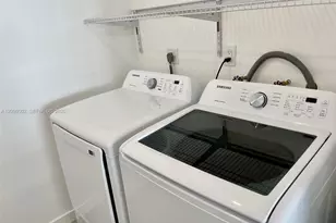 5711 NW 28th St, Lauderhill, FL 33313 - Photo 9