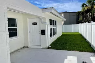 5711 NW 28th St, Lauderhill, FL 33313 - Photo 3