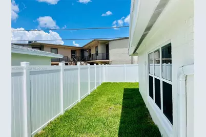 5711 NW 28th St #5711, Lauderhill, FL 33313 - Photo 29