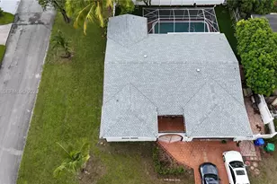 8516 Beekman Dr, Miramar, FL 33025 - Photo 5