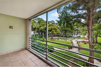 4898 NW 29th Ct #201, Lauderdale Lakes, FL 33313 - Photo 9