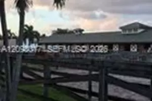 5172 S University Dr, Davie, FL 33328 - Photo 3