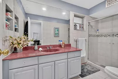 8480 NW 24th Ct, Sunrise, FL 33322 - Photo 29