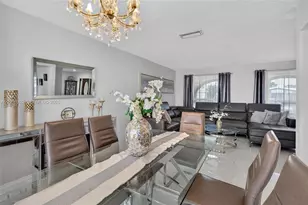 8480 NW 24th Ct, Sunrise, FL 33322 - Photo 11