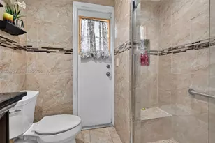 8480 NW 24th Ct, Sunrise, FL 33322 - Photo 33