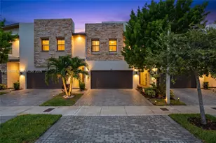 8110 NW 104th Ct, Doral, FL 33178 - Photo 1