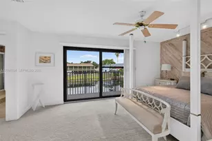 9901 Fairway Cove Ln, Plantation, FL 33324 - Photo 23