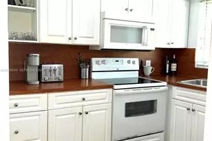 5531 SW 78th St, Miami, FL 33143 - Photo 7