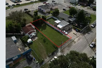 2368 NW 55th St, Miami, FL 33142 - Photo 9
