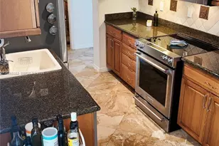 900 Greensward Ln, Delray Beach, FL 33445 - Photo 15