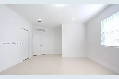 15604 SW 10th Ln, Miami, FL 33194 - Photo 15