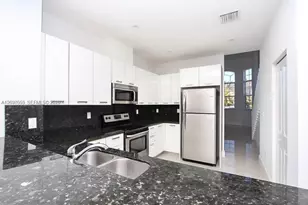 15604 SW 10th Ln, Miami, FL 33194 - Photo 7