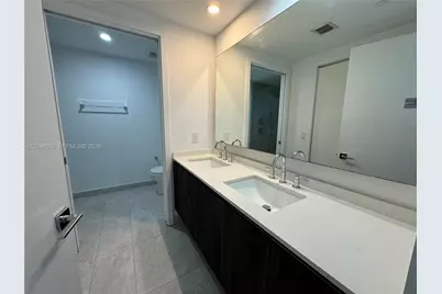 488 NE 18th St #3103, Miami, FL 33132 - Photo 11