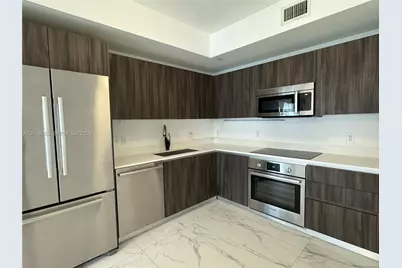 488 NE 18th St #3103, Miami, FL 33132 - Photo 5