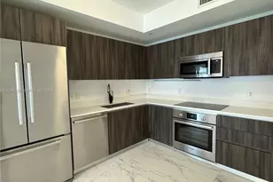 488 NE 18th St, Miami, FL 33132 - Photo 5
